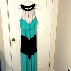 London Times Maxi dress, worn twice, like new, super comfortable